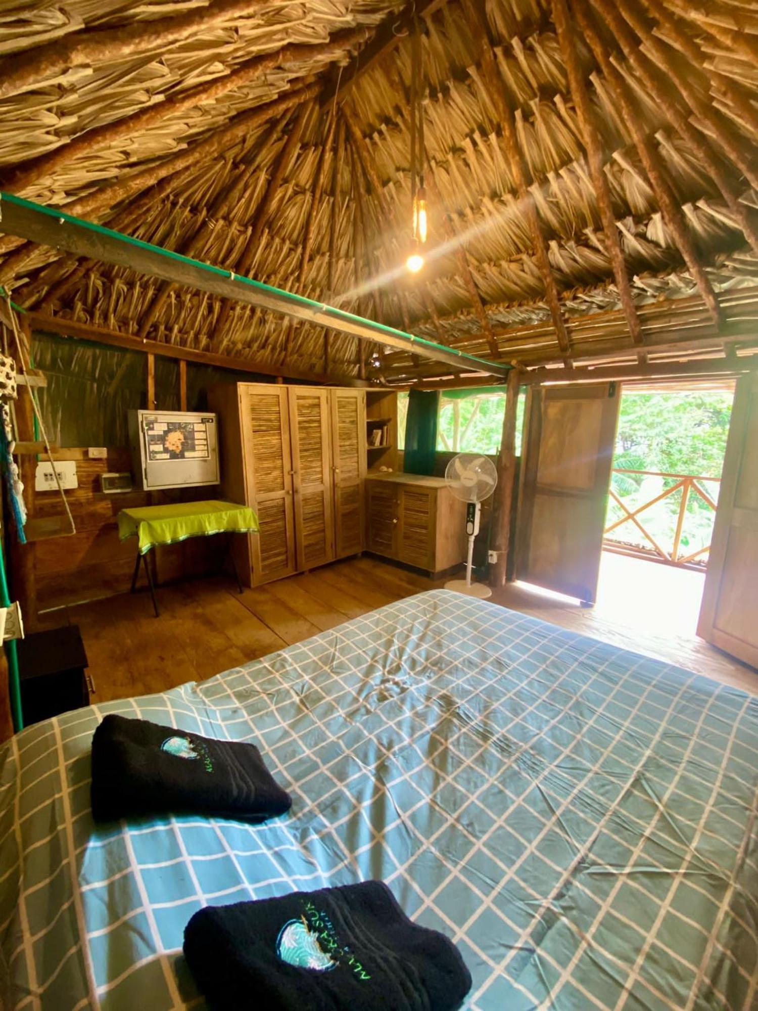 Private Beach House Maloka Surf Puerto Limon Exteriör bild